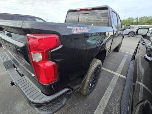 Used 2026 Chevrolet Silverado 1500 LT Trail Boss w/ Convenience Package II AWD/4WD image 3