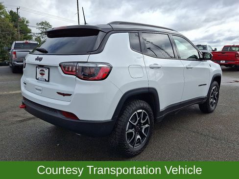 New 2026 Jeep Compass Trailhawk w/ Sun, Sound & Navigation Group image 4