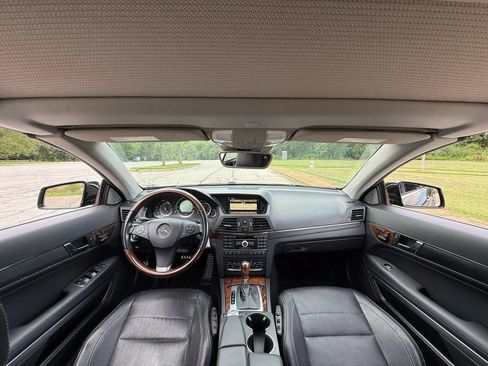 Used 2011 Mercedes-Benz E 550 Cabriolet image 18