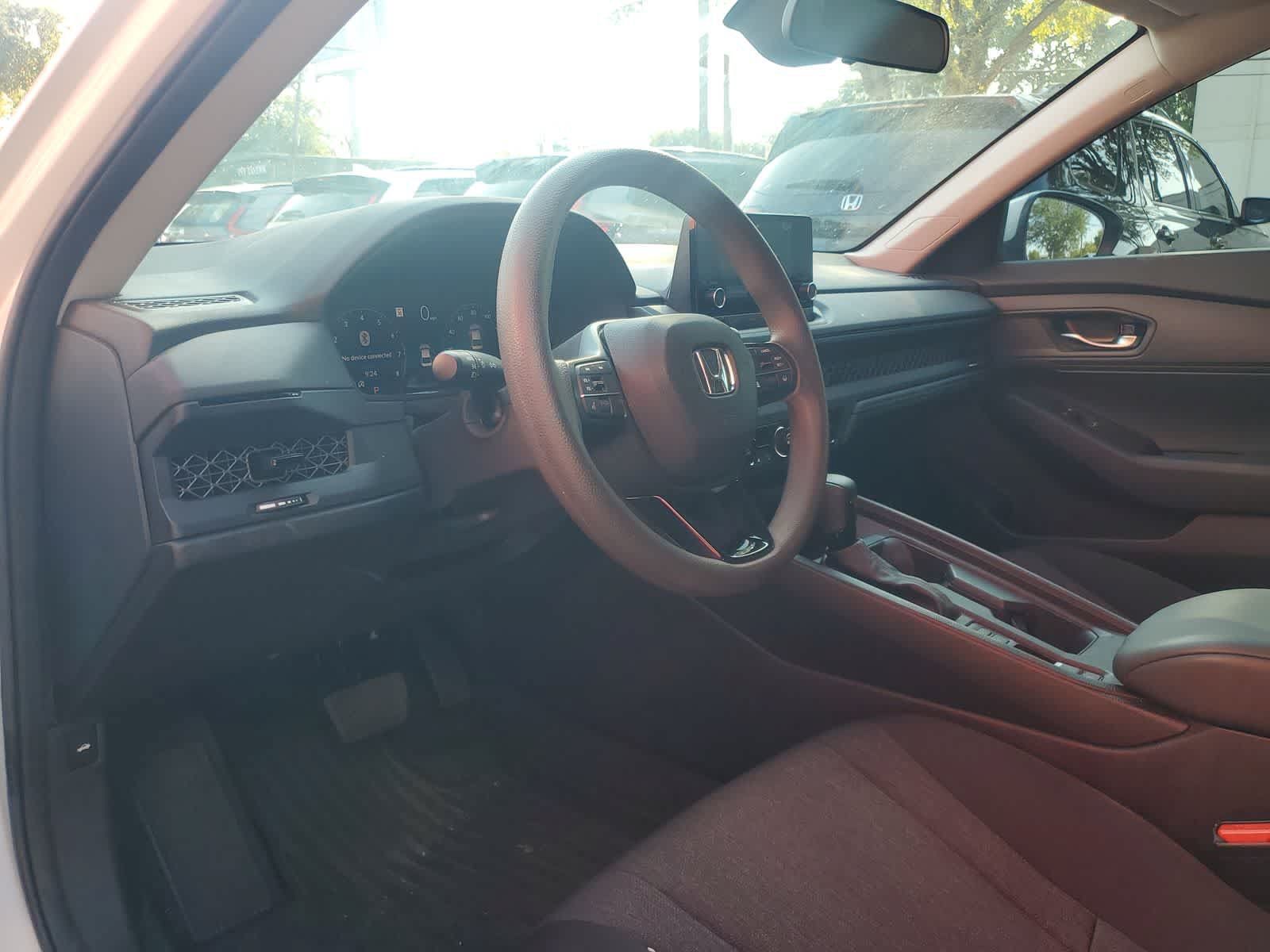 Used 2023 Honda Accord LX image 2