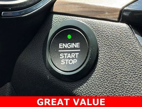 Used 2020 Ford Escape Titanium AWD/4WD image 25