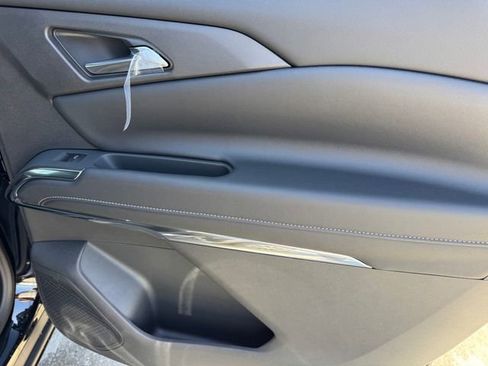 New 2026 Chevrolet Traverse LT w/ Sun and Wheel Package image 10