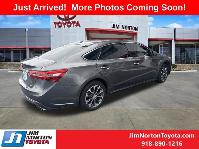 Used 2016 Toyota Avalon XLE FWD image 4
