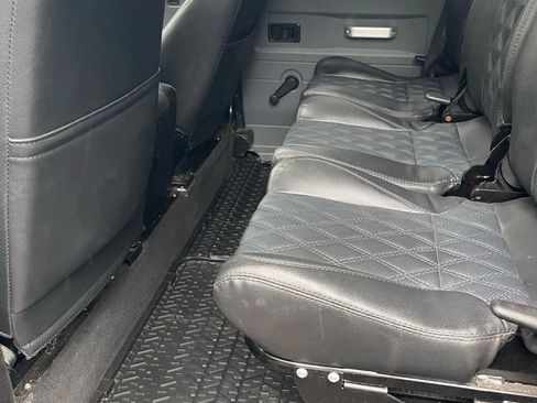 Used 1990 Land Rover Defender 110 image 8