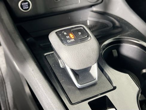 Used 2023 Nissan Rogue SV FWD image 25