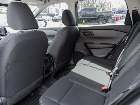 Certified 2025 Nissan Rogue S AWD/4WD image 22