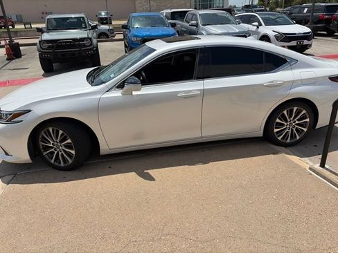 Used 2019 Lexus ES 350 FWD image 4