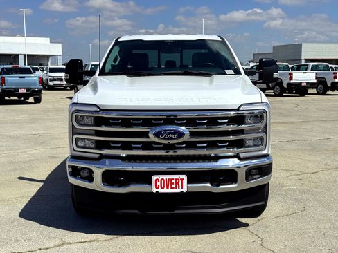 Used 2024 Ford F250 Lariat AWD/4WD image 4