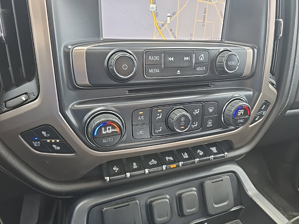 Used 2015 GMC Sierra 2500 Denali w/ Duramax Plus Package AWD/4WD image 24