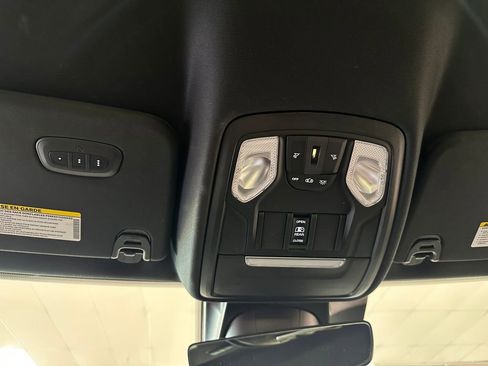 Used 2021 RAM 1500 Big Horn AWD/4WD image 36