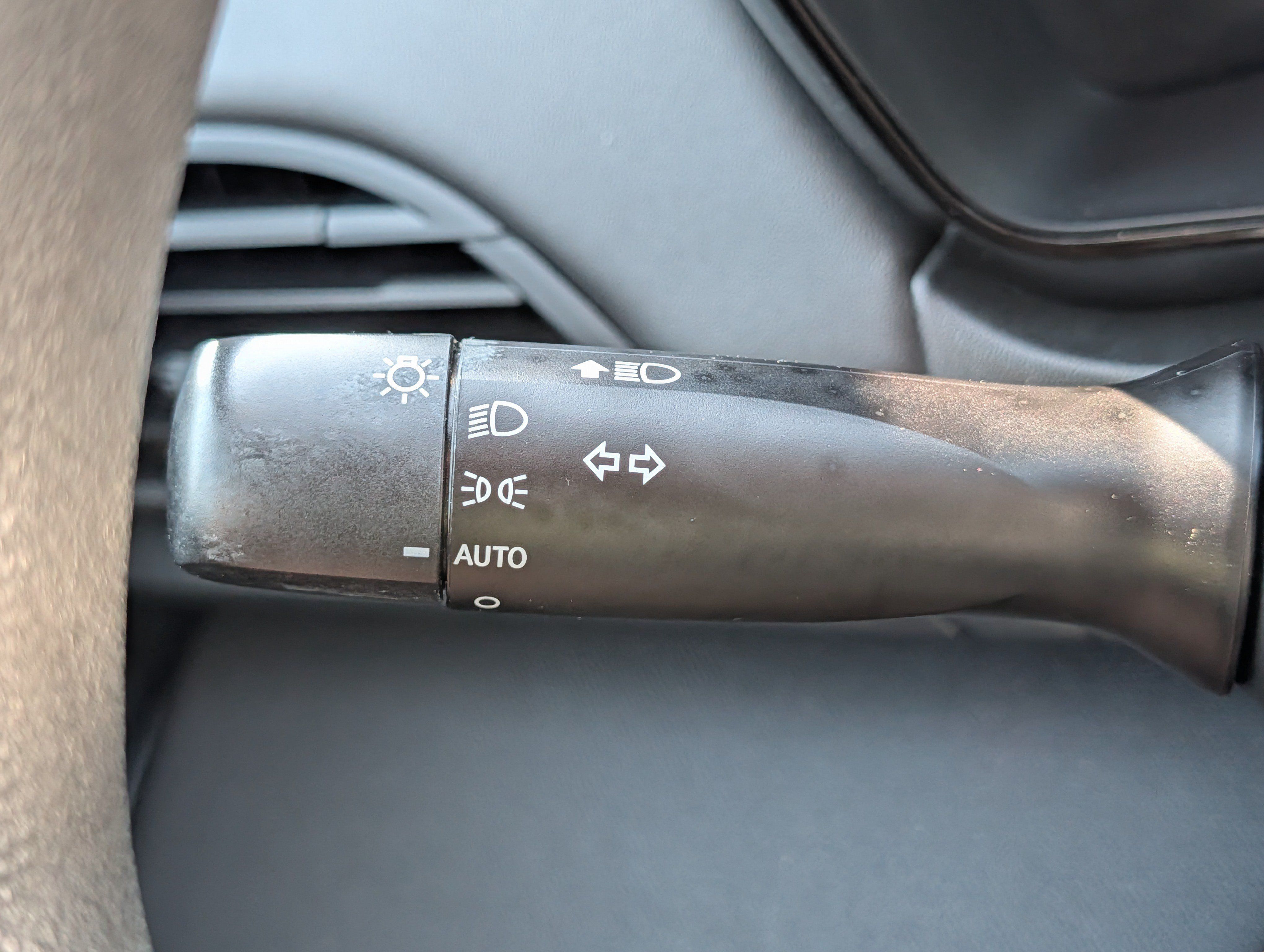 Used 2021 Subaru Outback AWD/4WD image 32
