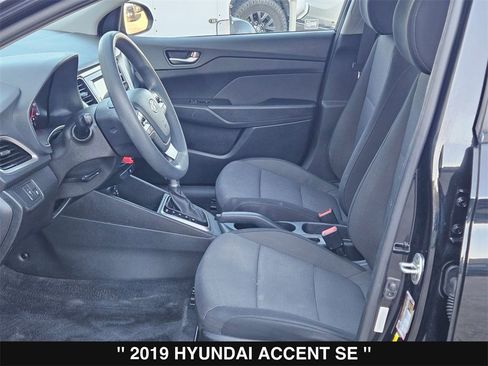 Used 2019 Hyundai Accent SE image 11