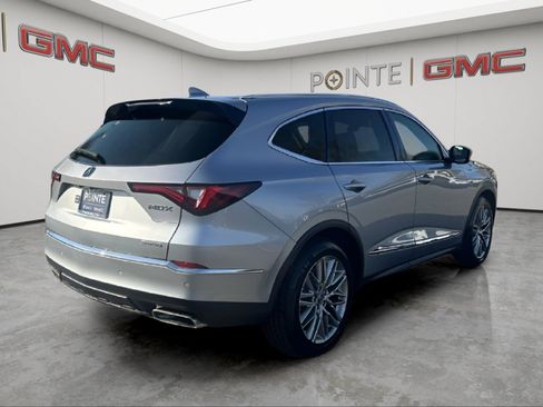 Used 2023 Acura MDX SH-AWD w/ Advance Package image 7