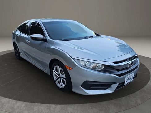 Used 2018 Honda Civic LX image 7