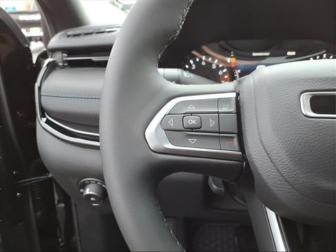 New 2026 Jeep Compass Latitude image 21