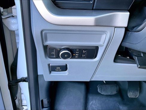 Used 2022 Ford F150 XLT w/ Equipment Group 301A Mid image 26