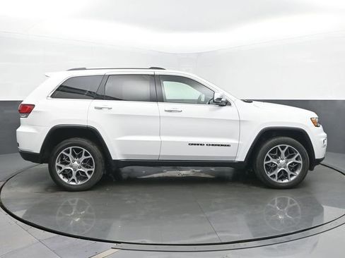 Used 2021 Jeep Grand Cherokee Limited image 6