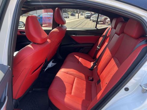 Used 2025 Toyota Camry LE image 11