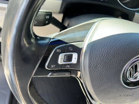 Used 2018 Volkswagen Atlas SE AWD/4WD image 29