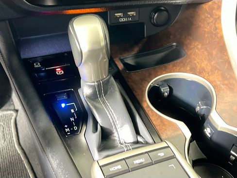 Used 2022 Lexus RX 350 FWD w/ Premium Package image 25