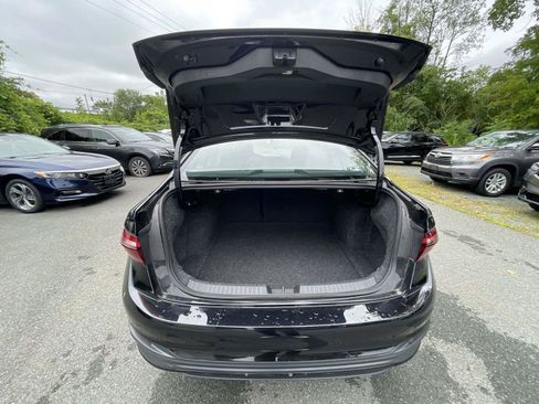 Used 2024 Volkswagen Jetta SE FWD image 23