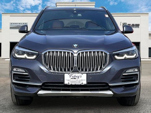 Used 2021 BMW X5 xDrive40i w/ Premium Package image 3