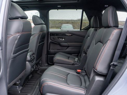New 2026 Honda Pilot TrailSport image 11