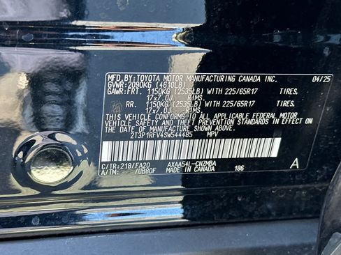 Used 2025 Toyota RAV4 XLE w/ Convenience Package image 33