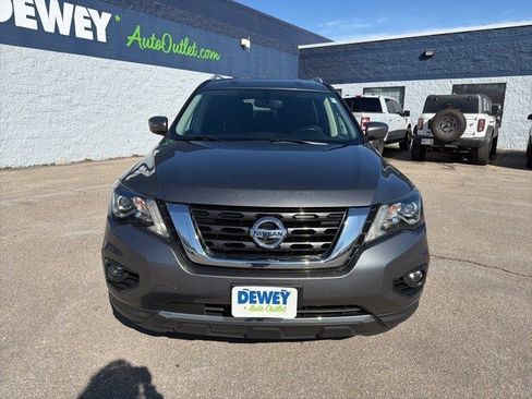 Used 2019 Nissan Pathfinder SV image 8