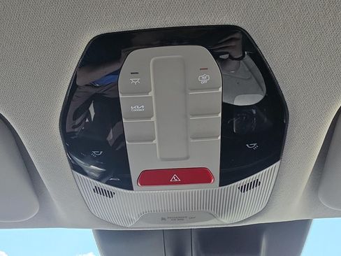 Certified 2025 Kia K4 FWD image 26