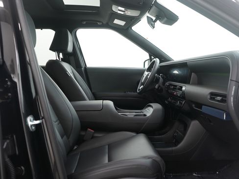 Certified 2026 Hyundai Palisade XRT Pro image 13