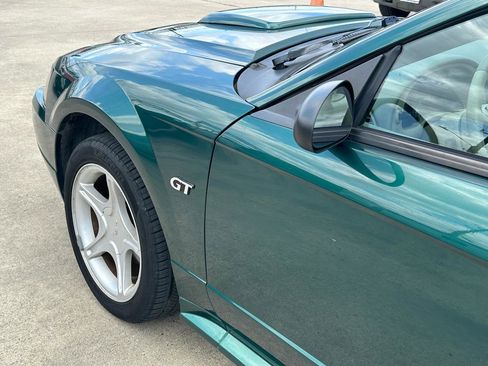 Used 2003 Ford Mustang GT RWD image 38