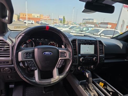 Used 2018 Ford F150 Raptor w/ Equipment Group 802A Luxury AWD/4WD image 3