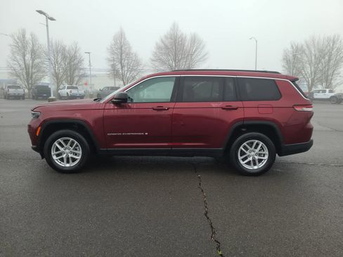 Used 2024 Jeep Grand Cherokee L Laredo w/ Luxury Tech Group I image 11