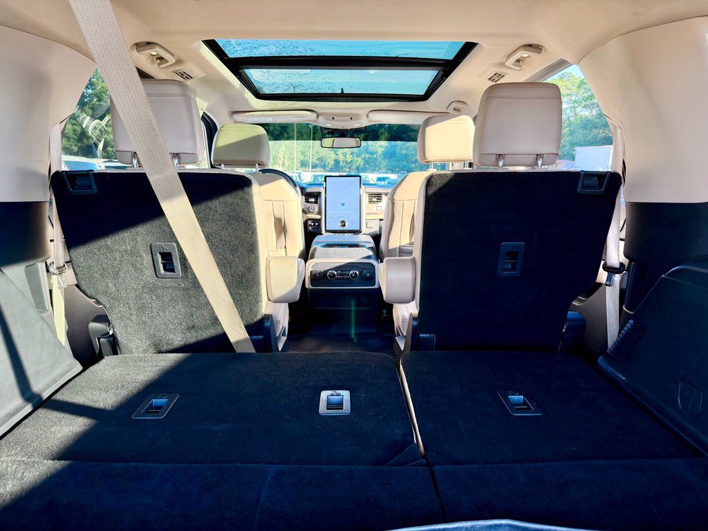 Used 2024 Ford Expedition Max Limited RWD image 26