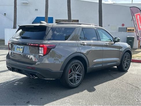 New 2026 Ford Explorer ST image 6