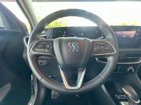 Used 2025 Buick Encore GX Preferred FWD image 15