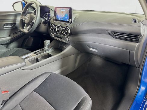 Used 2024 Nissan Sentra SV FWD image 25