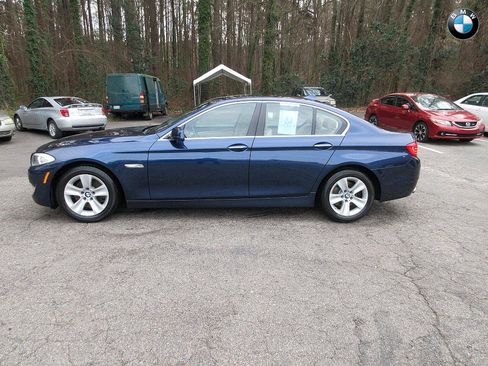 Used 2011 BMW 528i Sedan image 4
