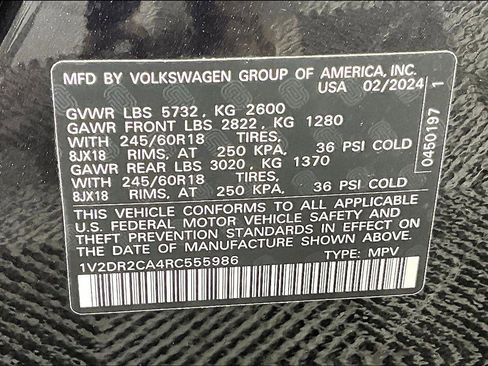 Used 2024 Volkswagen Atlas SE image 17