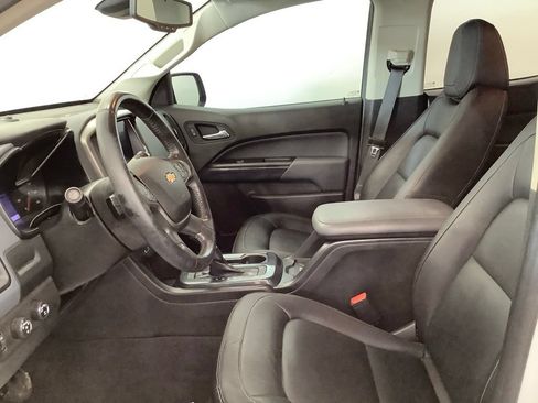 Used 2022 Chevrolet Colorado Z71 w/ Safety Package AWD/4WD image 12