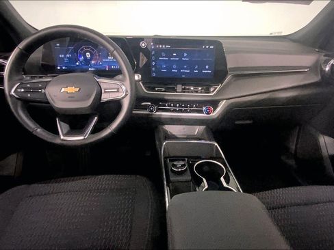 Used 2026 Chevrolet Equinox LT FWD image 15