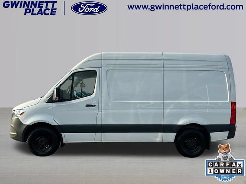 Used 2025 Mercedes-Benz Sprinter 2500 image 8