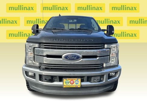 Certified 2019 Ford F350 Lariat image 16