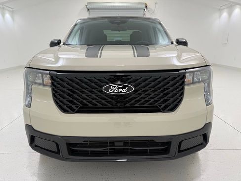 New 2025 Ford Maverick XLT w/ XLT Luxury Package AWD/4WD image 2