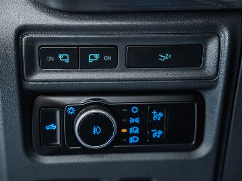 Used 2023 Ford F150 Lariat w/ Equipment Group 502A High image 52