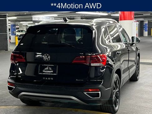 Certified 2022 Volkswagen Taos SE w/ Panoramic Sunroof Package image 6