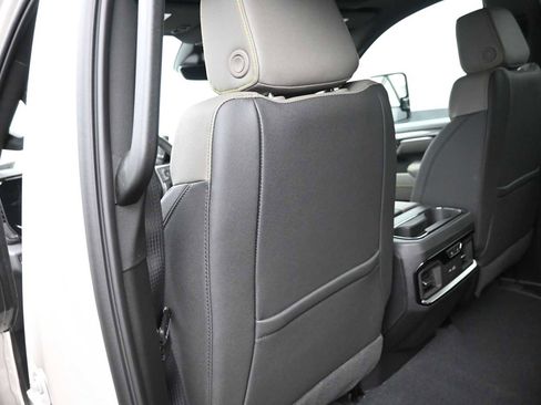 New 2026 Chevrolet Silverado 2500 ZR2 AWD/4WD image 26