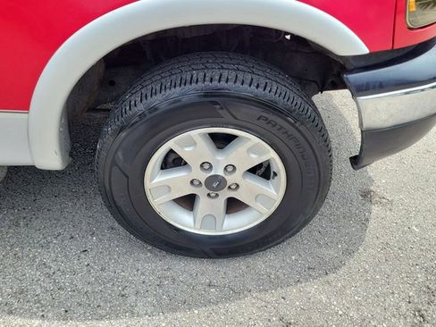 Used 2002 Ford F150 Lariat AWD/4WD image 7
