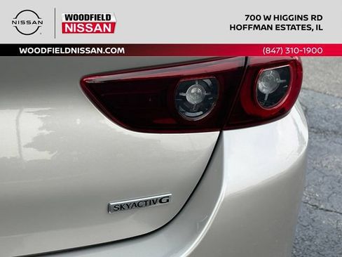Used 2024 MAZDA MAZDA3 s FWD image 14